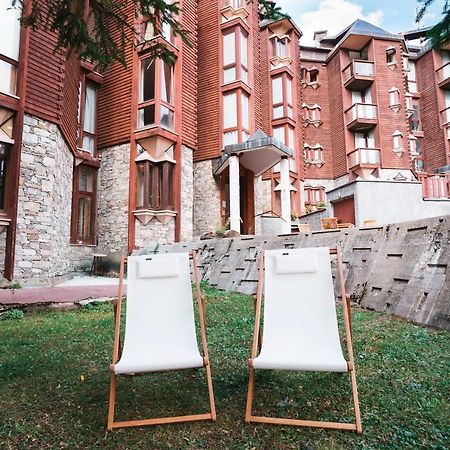 The Nest Alpine Loft Ski-In Ski-Out Бройл-Червиня Екстериор снимка